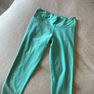 Nike leggings